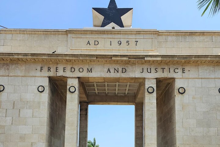 Ervaar de schoonheid, geschiedenis en cultuur van Accra in één dag