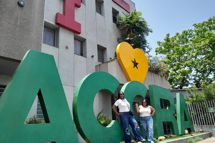Ervaar de schoonheid, geschiedenis en cultuur van Accra in één dag