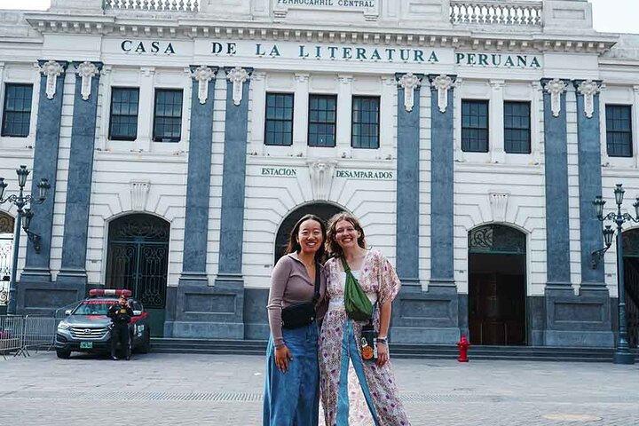A Journey Through Time: Lima's Historic Center & Catacombs Tour