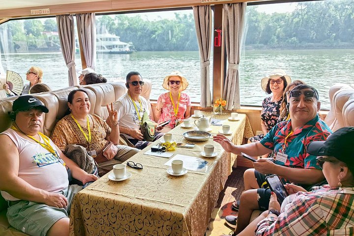 1 dagers Li River Cruise fra Guilin til Yangshuo med privat guide og sjåfør
