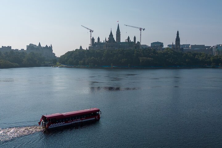 Ottawa City Tour efter land och vatten
