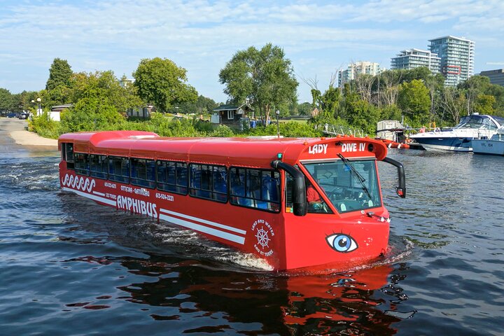 Ottawa City Tour efter land och vatten
