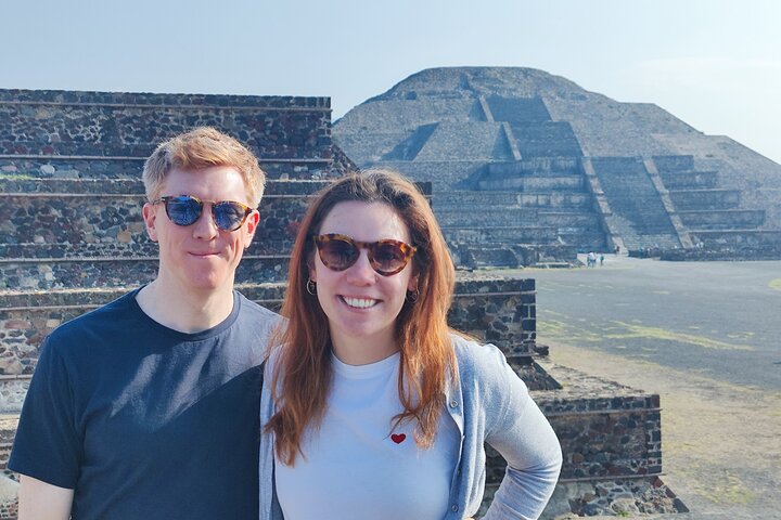 Balloon flight + pick up in CDMX + Breakfast in Cave + Teotihuacan