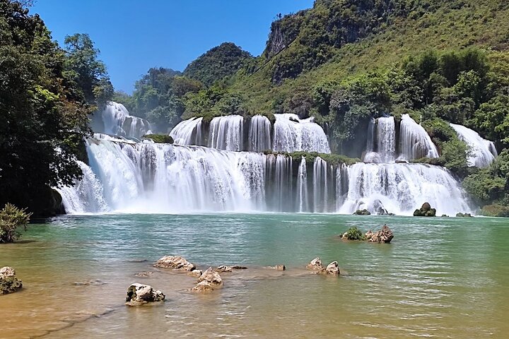 Cascade de Ban Gioc - Excursion d'une journée dans la grotte de Nguom Ngao