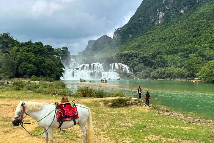 Cascade de Ban Gioc - Excursion d'une journée dans la grotte de Nguom Ngao