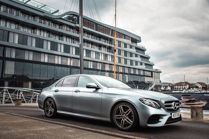 Transfert privé Heathrow depuis et vers les hôtels ou ports de Southampton