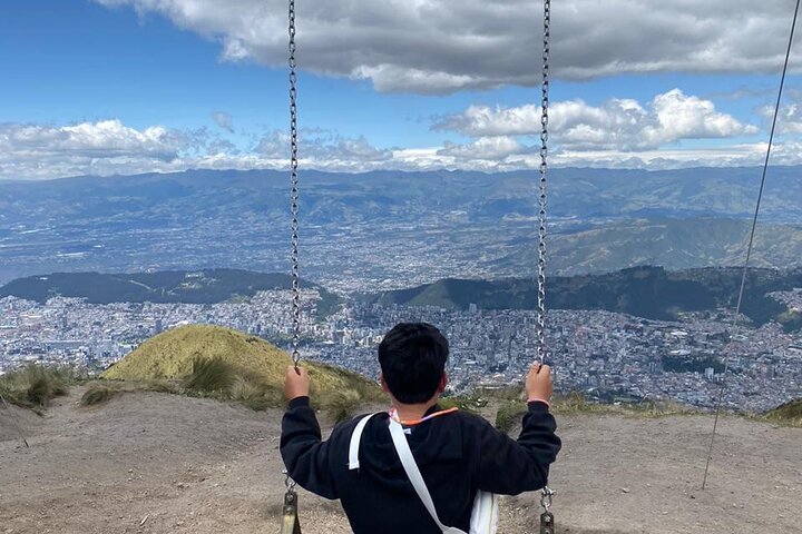 Visite privée de la ville : Quito colonial, le Milieu du monde et le téléphérique