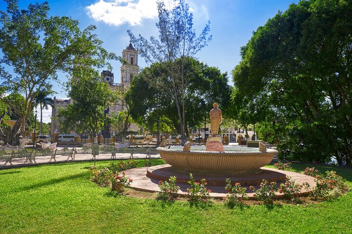 Visite de Valladolid, du cénote Suytun et du cénote Oxman depuis Mérida