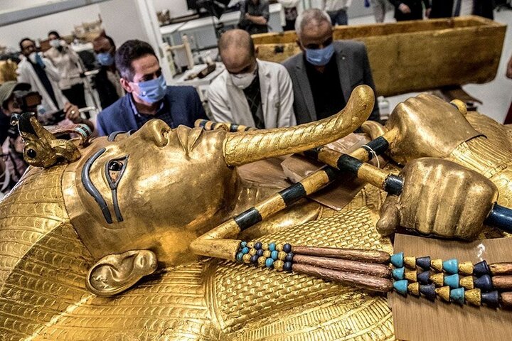 Tour privado a las pirámides de Giza y al Gran Museo desde el puerto de Alejandría