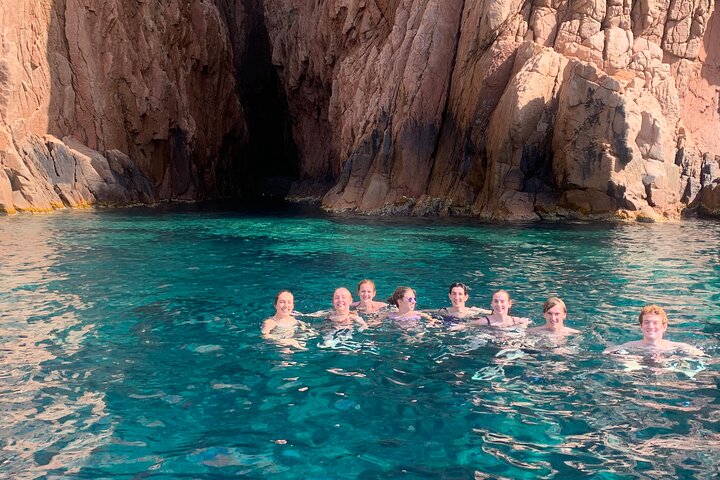 Kryssning till Bonifacio och snorkling till Lavezziöarna