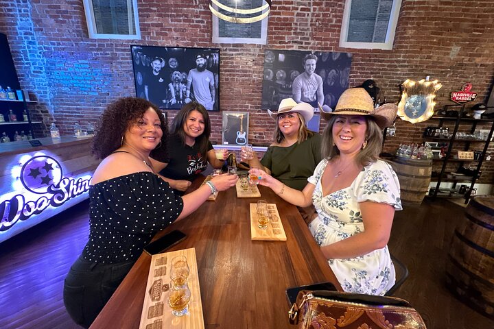 Nashville's Speakeasy Secrets: Murder True Crime Cocktail Crawl