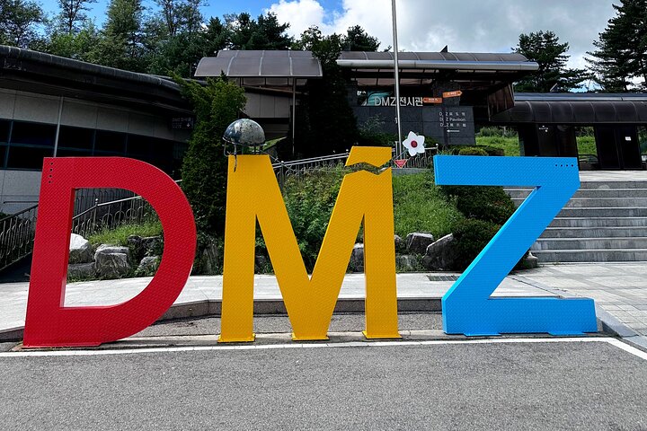 DMZ Tour: Defector Q&A, Tunnel & Suspension Bridge /Hotel pick up