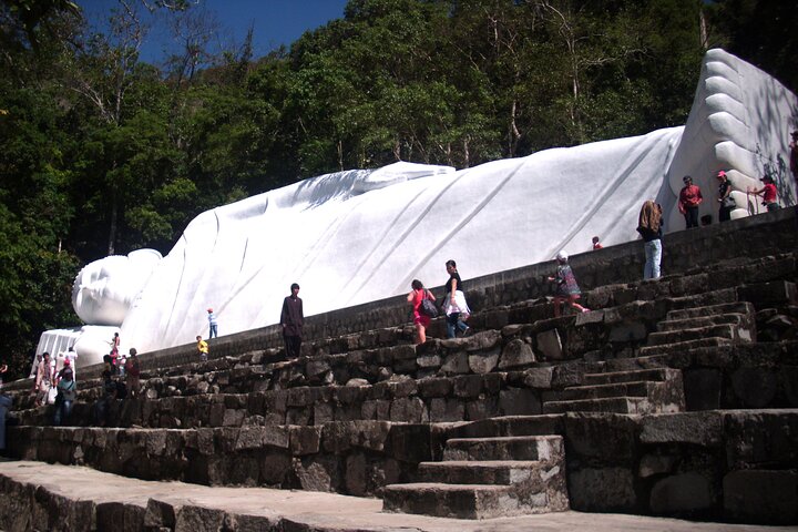 Mui Ne/Phan Thiet: Monte Ta Cu con funivia e Buddha sdraiato