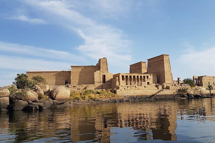 5 - Days Nile Cruise navigue Louxor à Assouan et Abu Simbel. Montgolfière