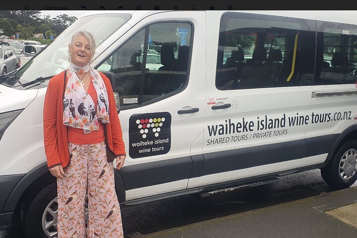 PREMIUM VIN TASTING = Waiheke Island Wine Tours MAX 11 kunder!