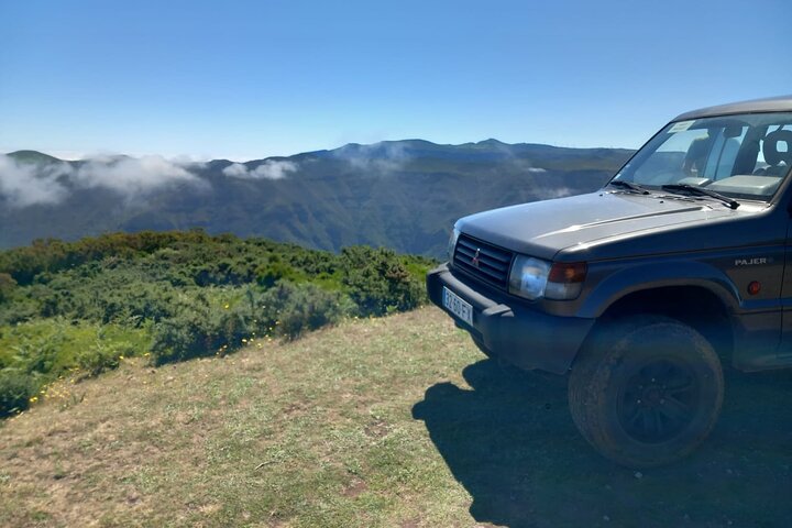 Madeira 4x4 Jeep-Safari: Porto Moniz, Lavapools und Fanal-Wald