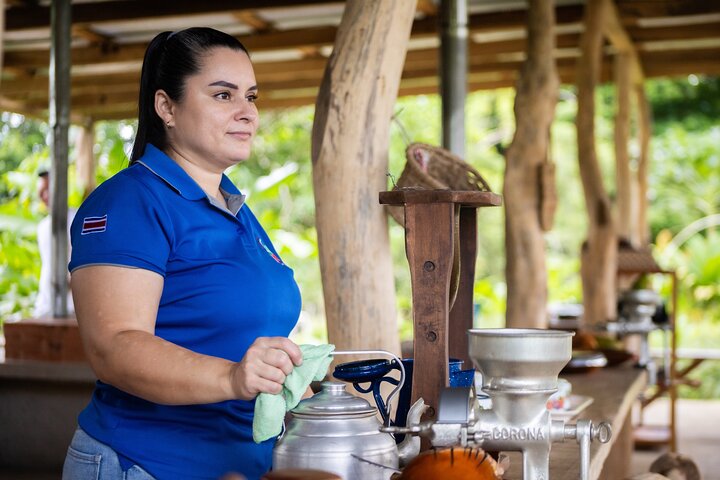 Kaffee & Schokolade Tour + Faultierpark & Llanos de Cortez Wasserfall
