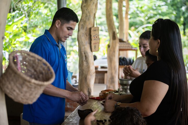 Kaffee & Schokolade Tour + Faultierpark & Llanos de Cortez Wasserfall