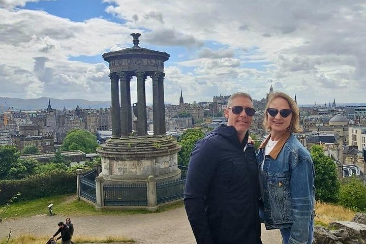 Glasgow: Privat guidad dagstur i Edinburgh i lyxig minibuss