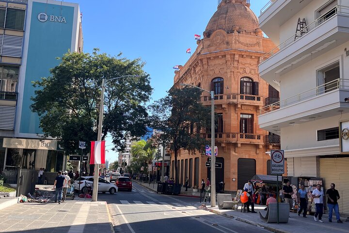 Rundgang mit einem Einheimischen in Asuncion „Die Mutter der Städte“
