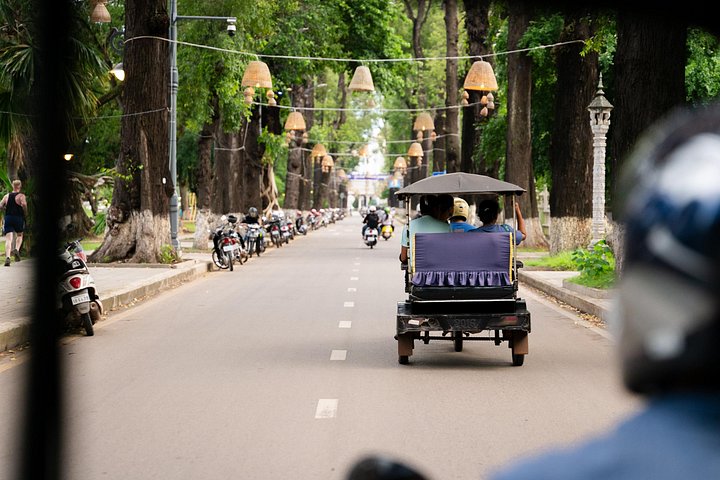 Ultimate Siem Reap Food Tour by Tuk Tuk - 20 Tastings, 8 Stops