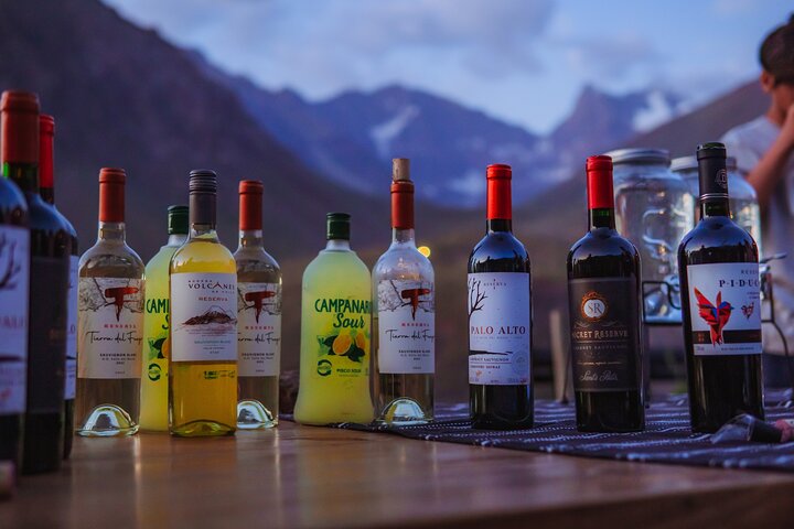 Santiago, Chile; Cajón del Maipo; Fontes Termais; Cachoeira; Churrasco Chileno