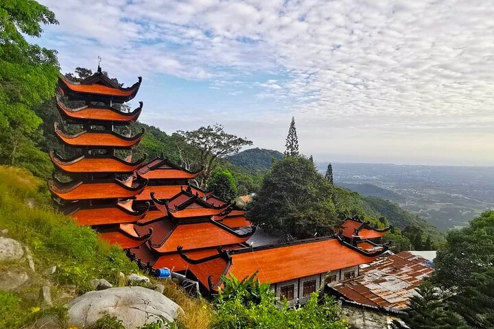 Mui Ne/Phan Thiet: Monte Ta Cu con funivia e Buddha sdraiato