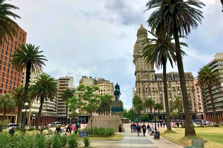 Montevideo in stijl: Privé stadstour voor cruisepassagiers
