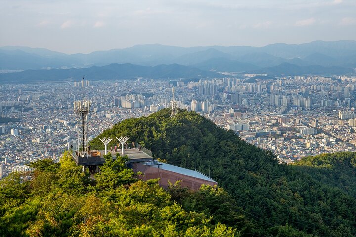 Private Ganztagestour mit kulturellen Reizen und malerischen Aussichten in Daegu