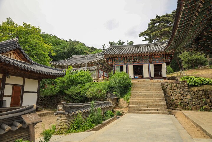 Private Ganztagestour mit kulturellen Reizen und malerischen Aussichten in Daegu