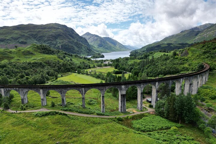 Dagtocht naar Glenfinnan, Glencoe en de Schotse Hooglanden