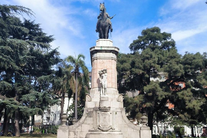Private Tour in Montevideo with a local – Customize with Add-Ons