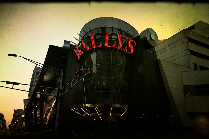 Aces to Ashes : Apparitions of Atlantic City Boardwalk Ghost Tour
