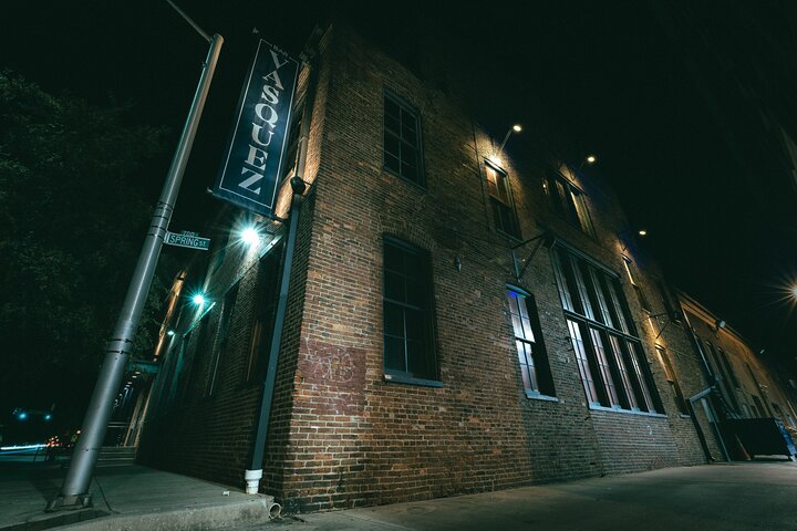 Baltimore Hechizado : La venganza del cuervo, Bones & Ballads Tour fantasma