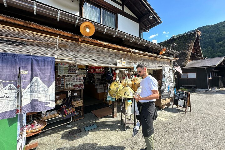 World Heritage Shirakawa-go Excursão guiada perfeita a partir de Kanazawa