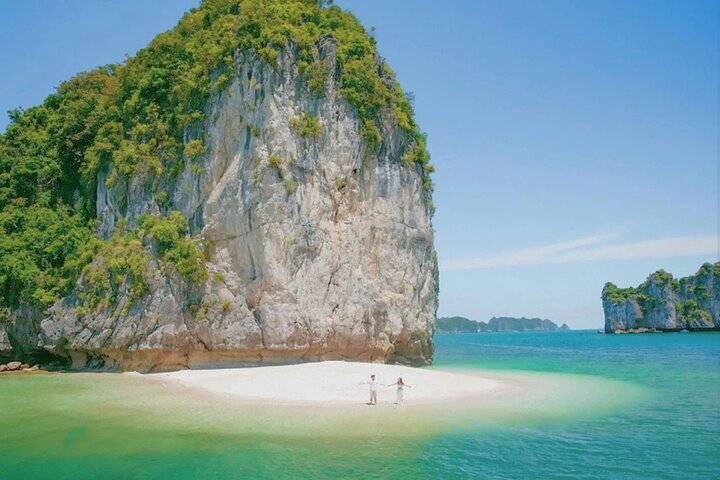 Best Lan Ha Bay Cat Ba Cruise 2 Days 1 Night Less touristy