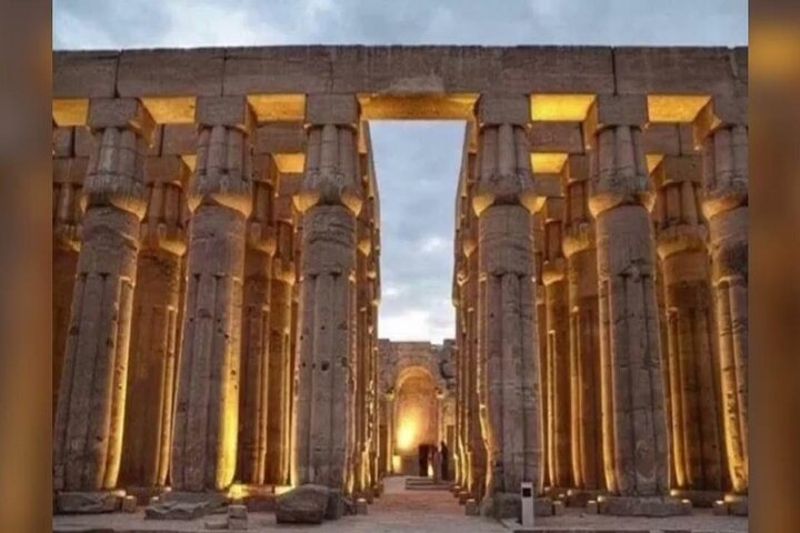 Croisière de 4 jours et 3 nuits sur le Nil d'Assouan à Louxor et Abou Simbel + montgolfière
