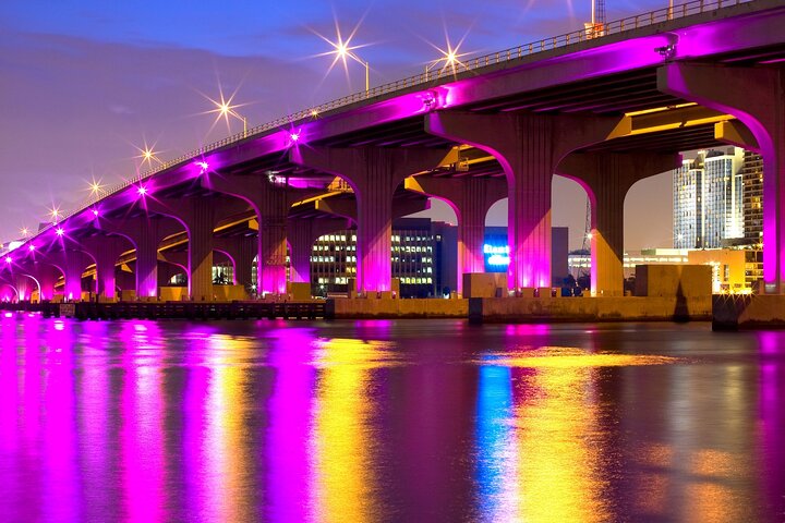 Miami Skyline Cruise with Biscayne Bay Views