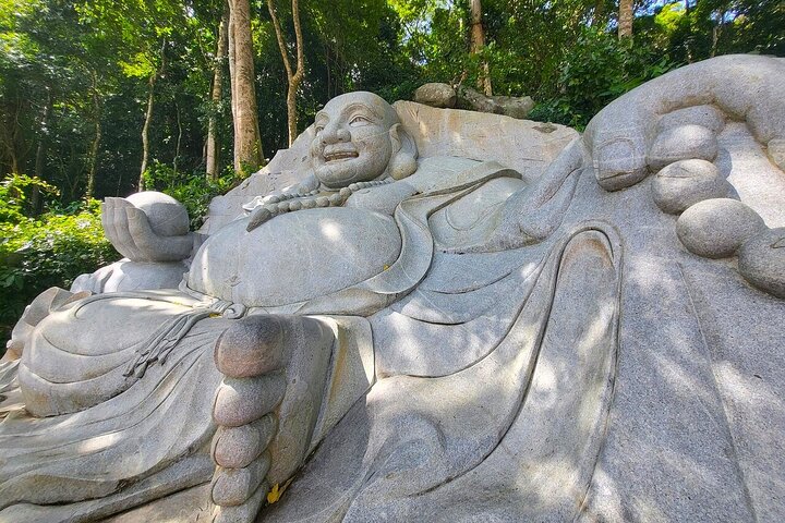 Mui Ne/Phan Thiet: Monte Ta Cu con funivia e Buddha sdraiato