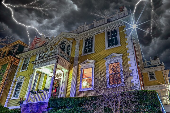 Providence spooktochten: Fantooms, Poltergeists, & Pestilence