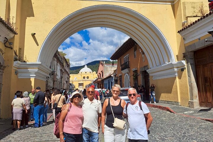 Excursão Terrestre Antigua Guatemala a partir de Puerto Quetzal
