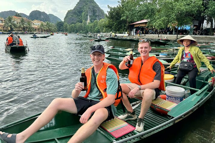 Ninh Binh Day Trip from Hanoi with Tam Coc Boat Ride