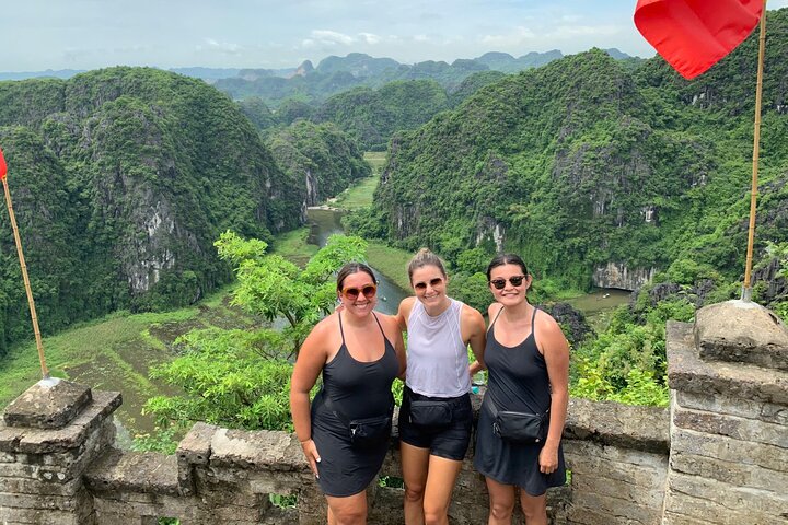 Ninh Binh Day Trip from Hanoi with Tam Coc Boat Ride