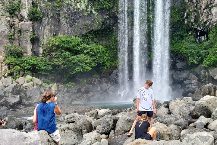Tour privado de un día en el sur y el oeste en la isla de Jeju