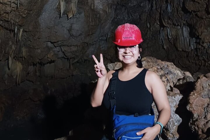 Tour di un'intera giornata alle grotte e alla natura di Rey Marcos da Coban