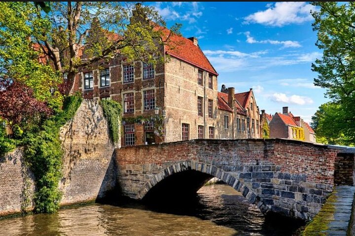 Melhor excursão de costa de Bruges a partir do seu navio com o Canal Cruise