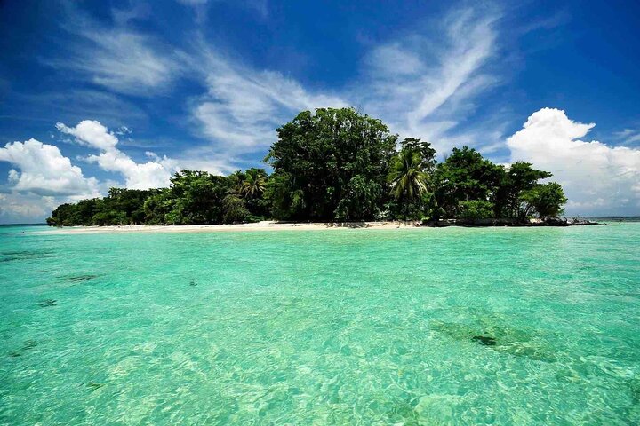 Recorrido de un día por las islas de Bocas del Toro en la playa Zapatilla