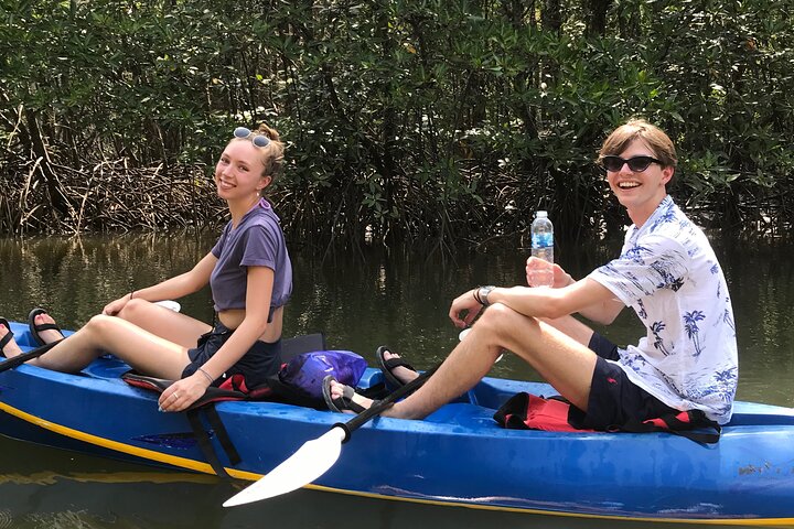 Tour delle mangrovie in kayak a Ko Lanta con pranzo