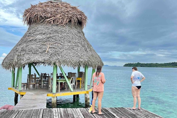 Recorrido de un día por las islas de Bocas del Toro en la playa Zapatilla