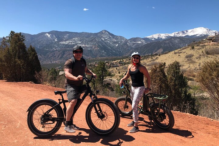 Kør Manitou Springs & Garden of the Gods Bedste guidede eBike-tur!